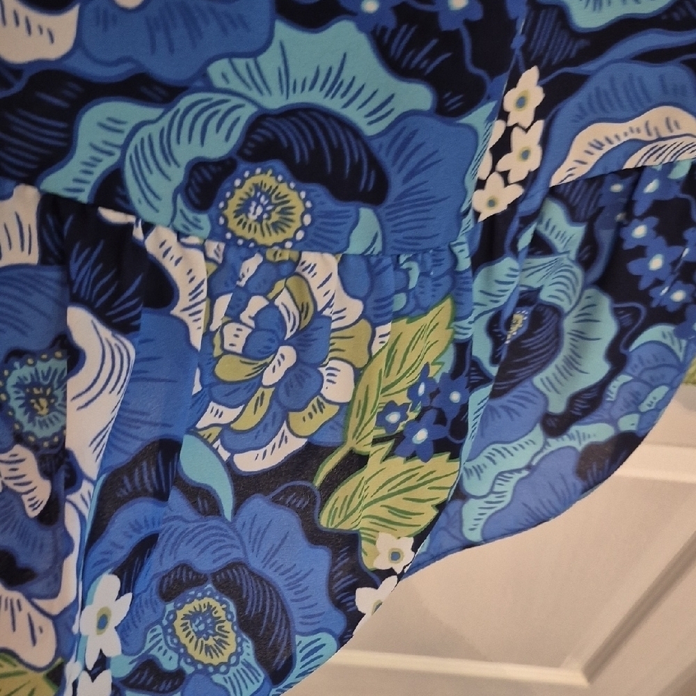Pappagallo Vibrant Blue and Green Floral Top With Ruffle Sleeve And Hem - Picture 5 of 8